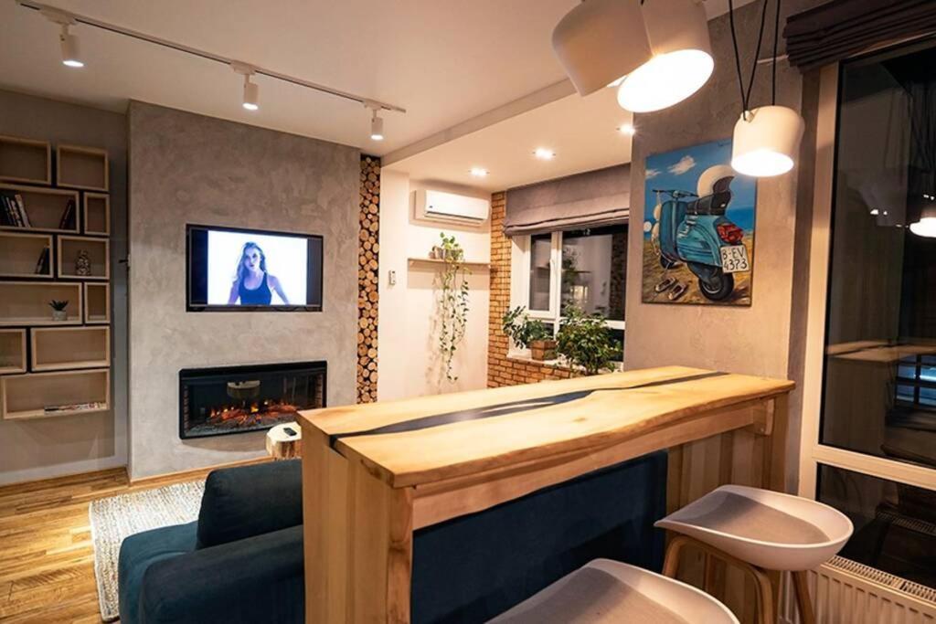 Loft Studio Near Smart Plaza Polytech, Center Kiev Ngoại thất bức ảnh