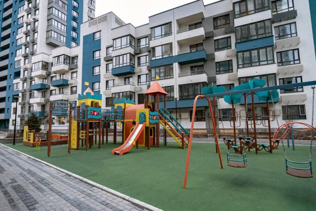 Loft Studio Near Smart Plaza Polytech, Center Kiev Ngoại thất bức ảnh